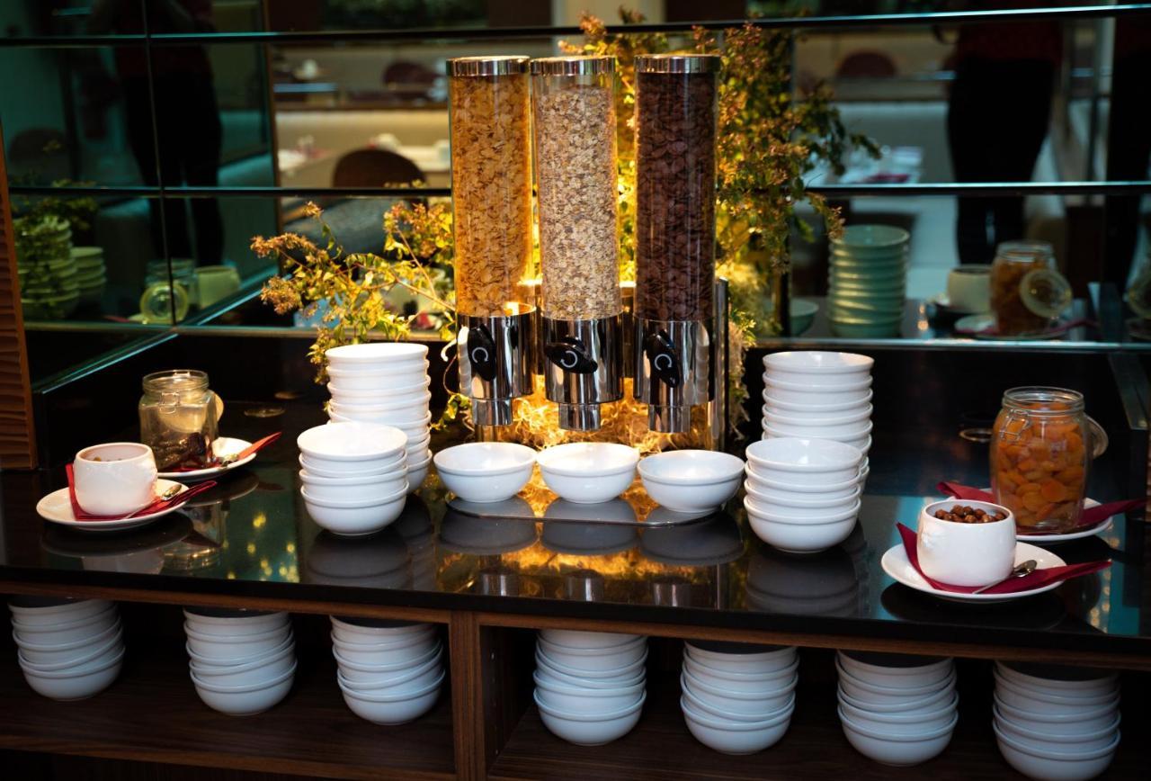 Clarion Paris Cdg Airport Hotel