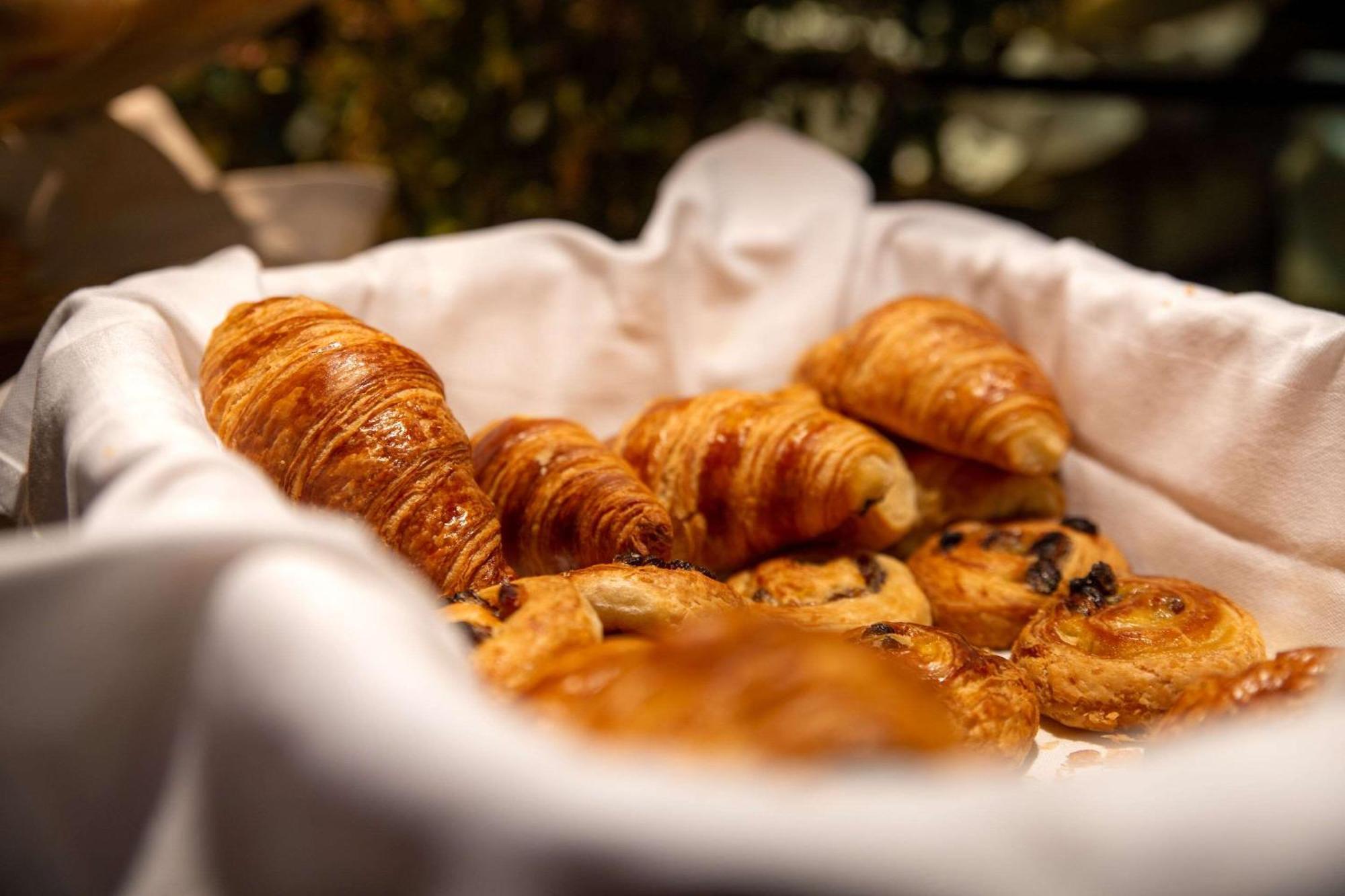 Hotel Clarion Paris Cdg Airport 4*