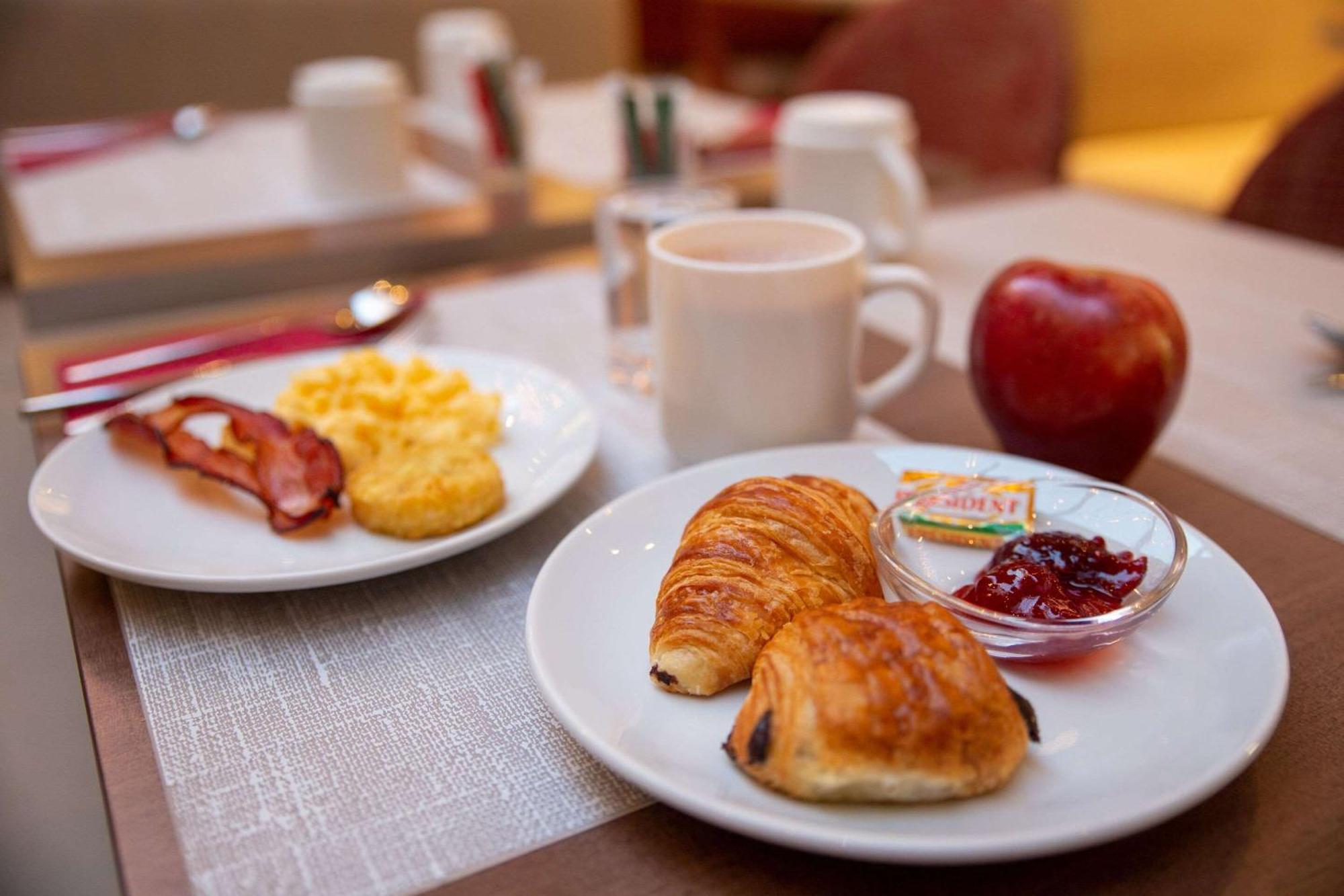 Clarion Paris Cdg Airport 4*